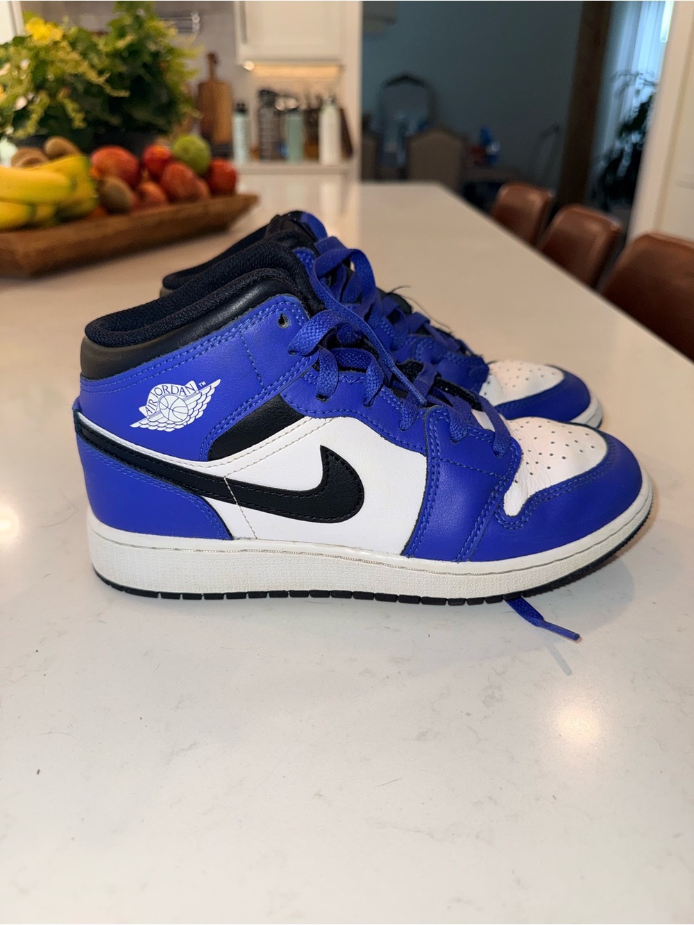 Jordan Kids High-Top Sneakers in Blue/White/Black